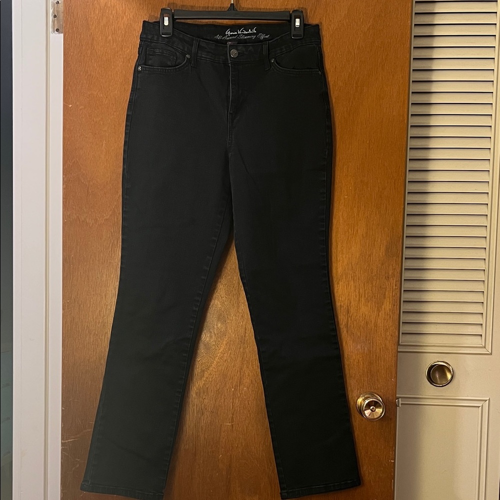 Gloria Vanderbilt Black Straight-Leg Women's Jeans